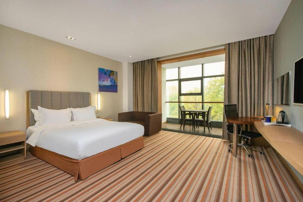 Holiday Inn Express Yangzhou City Center By Ihg Exterior foto