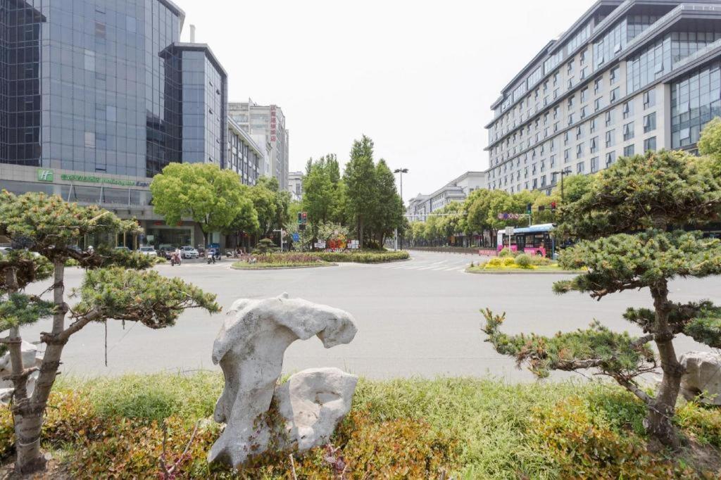 Holiday Inn Express Yangzhou City Center By Ihg Exterior foto