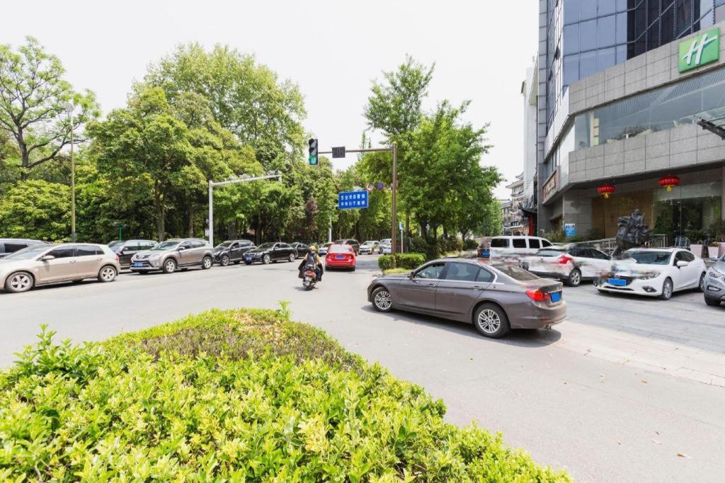Holiday Inn Express Yangzhou City Center By Ihg Exterior foto