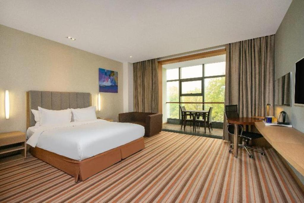 Holiday Inn Express Yangzhou City Center By Ihg Exterior foto