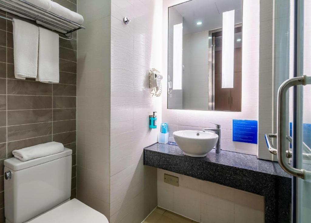 Holiday Inn Express Yangzhou City Center By Ihg Exterior foto