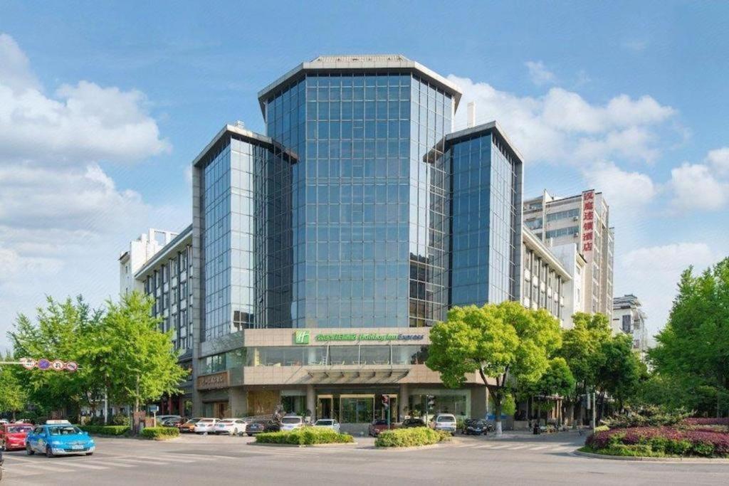 Holiday Inn Express Yangzhou City Center By Ihg Exterior foto